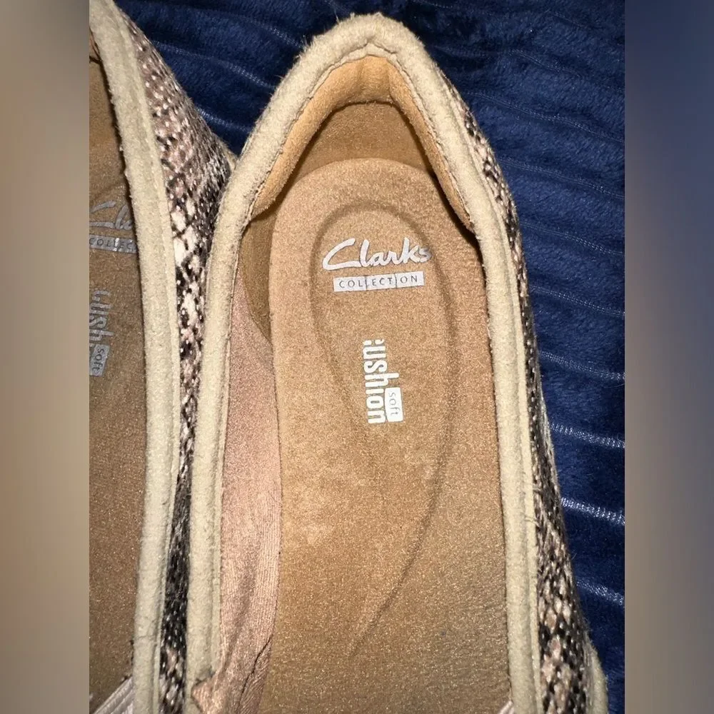 Clarks Azella Theoni Snake Print Slip On Espadrille Loafers size 6.5 comfort